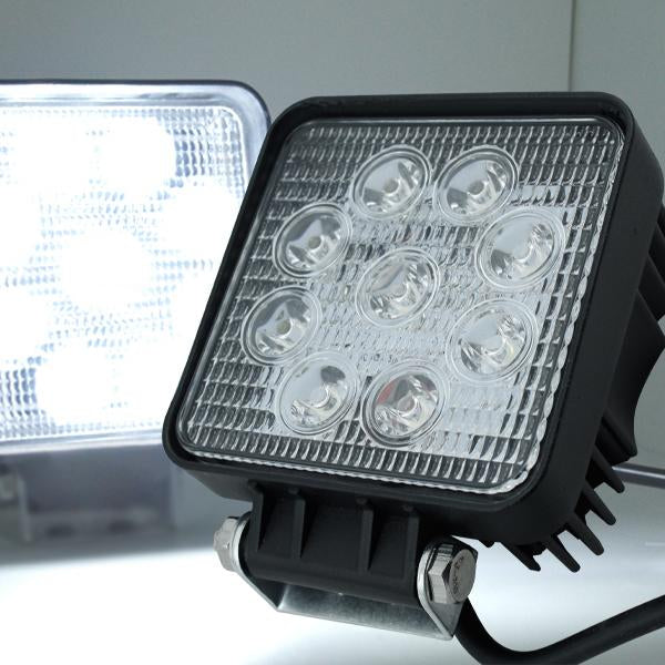 4X 27W LED Scheinwerfer Quadrat Arbeitsscheinwerfer Arbeitslicht mit 9 LEDs Reflektor Rückfahrscheinwerfer